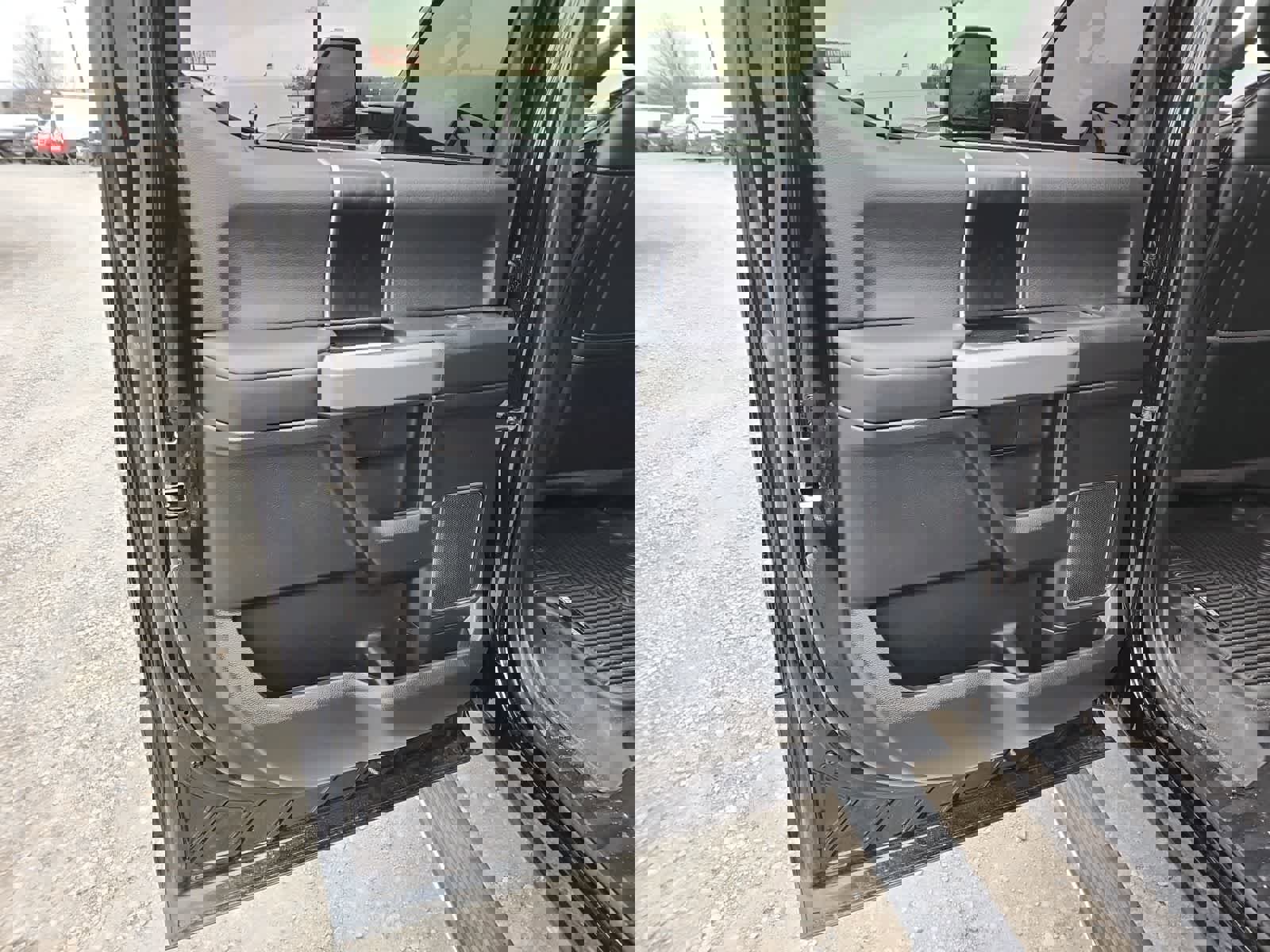 Used 2018 Ford F250 Platinum w/ Platinum Ultimate Package image 26