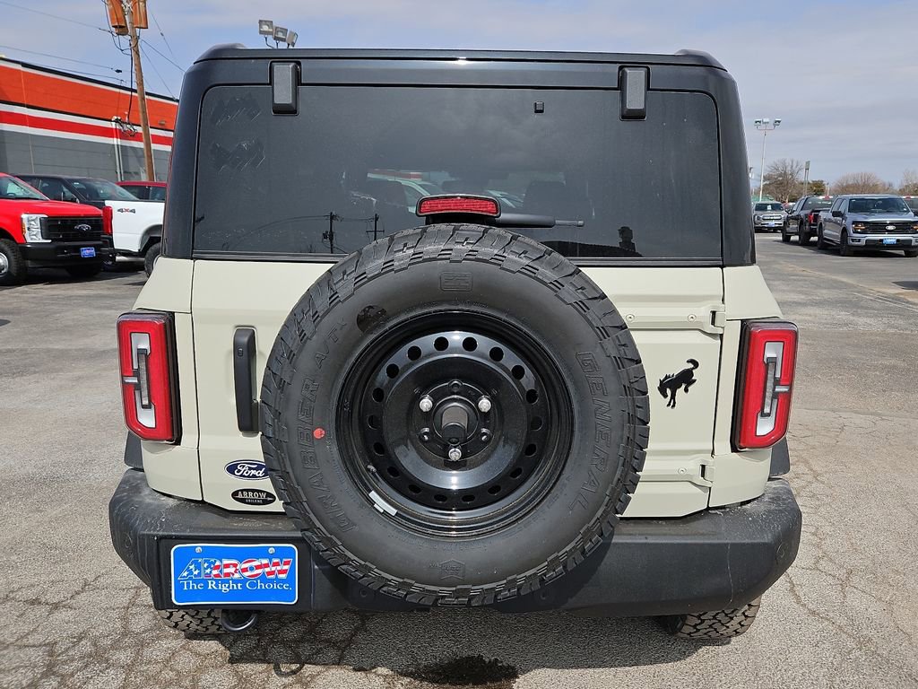 New 2026 Ford Bronco Outer Banks image 10