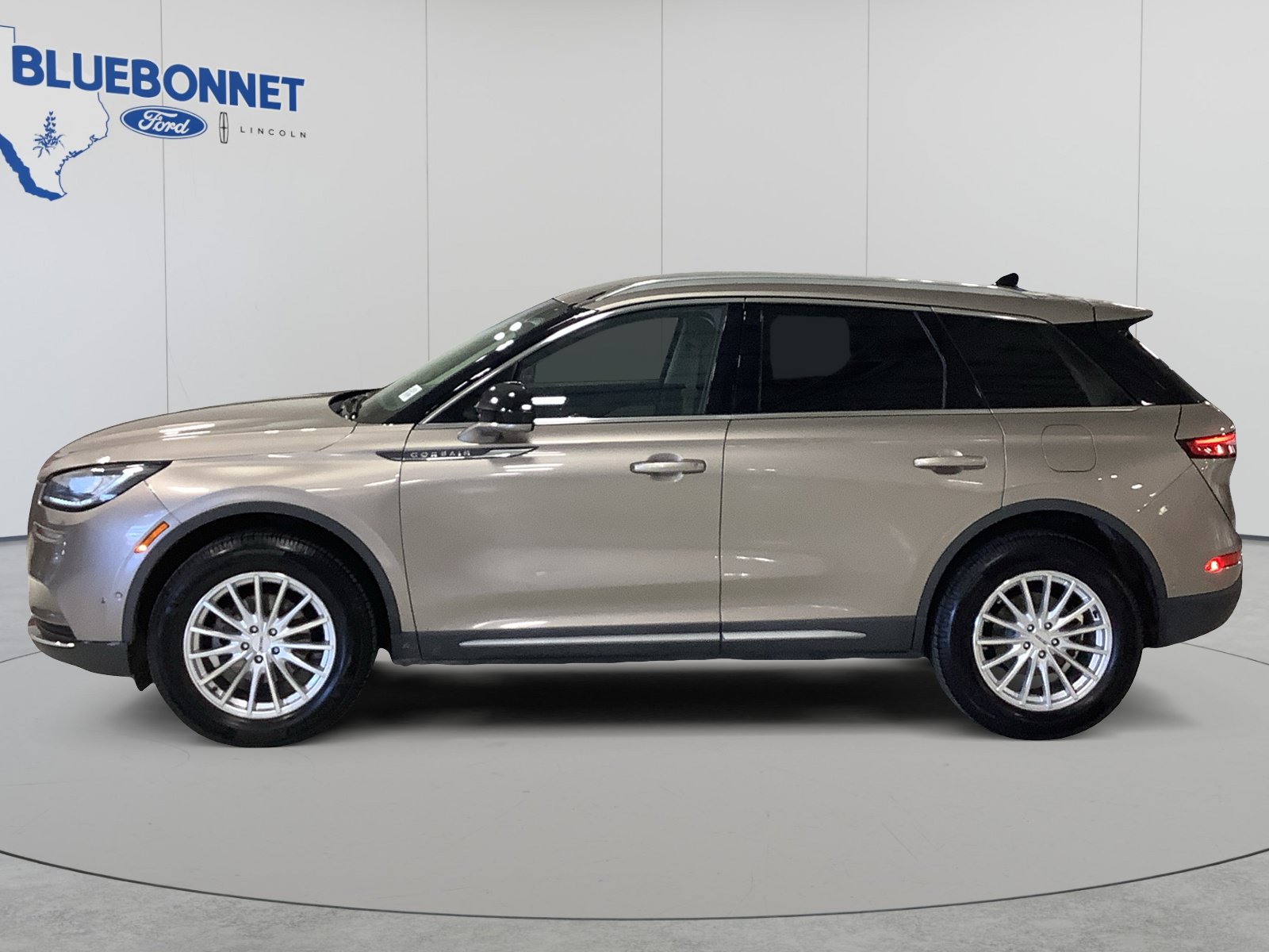 Used 2020 Lincoln Corsair AWD image 8