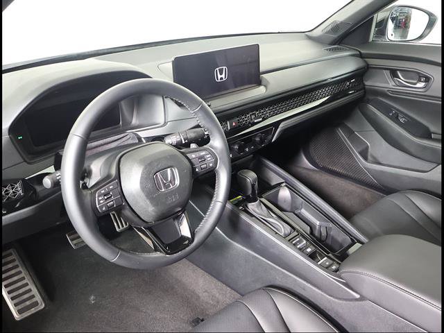 Used 2025 Honda Accord Sport image 6