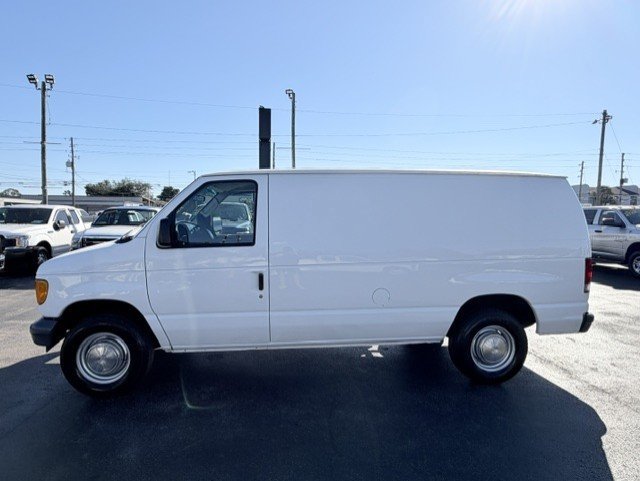 Used 2006 Ford E-250 and Econoline 250 RWD image 8