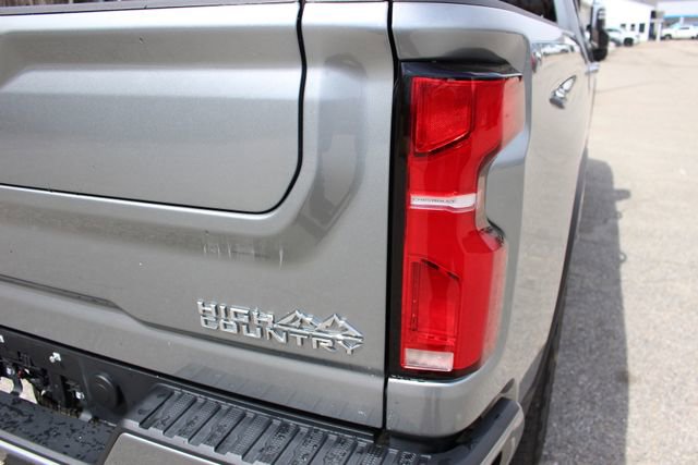 Used 2024 Chevrolet Silverado 3500 High Country w/ High Country Premium Package image 53