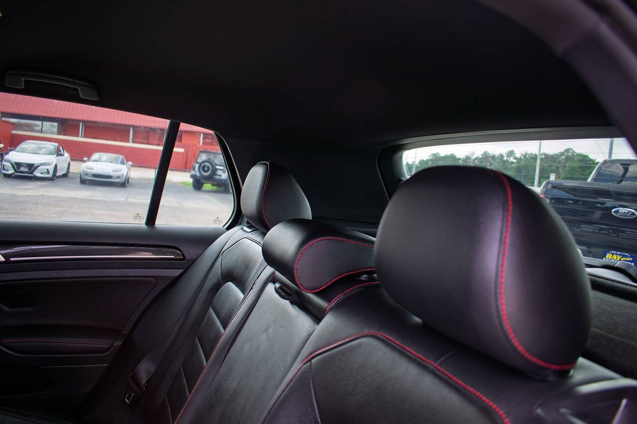 Used 2016 Volkswagen GTI Autobahn w/ Lighting Package (SEL) FWD image 32