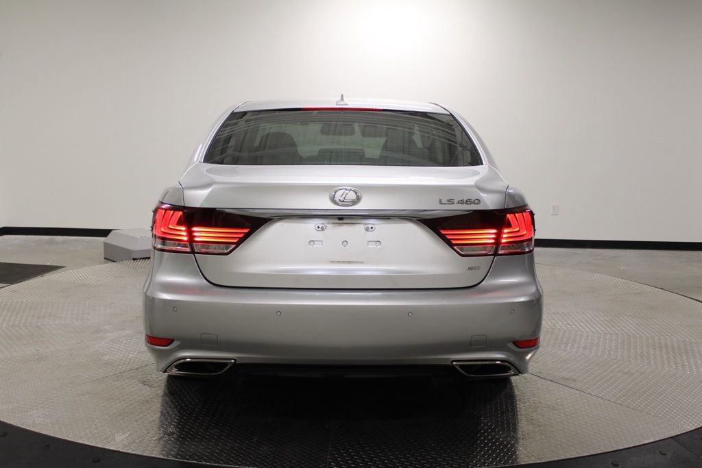Used 2013 Lexus LS 460 AWD w/ Comfort Pkg image 6