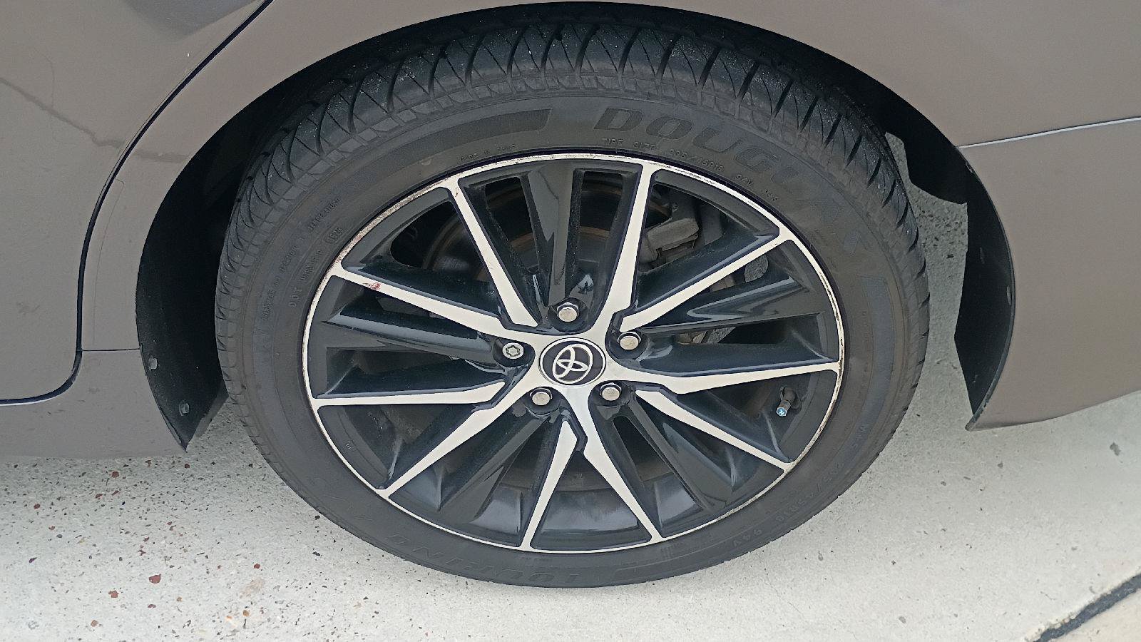 Used 2023 Toyota Camry SE FWD image 23
