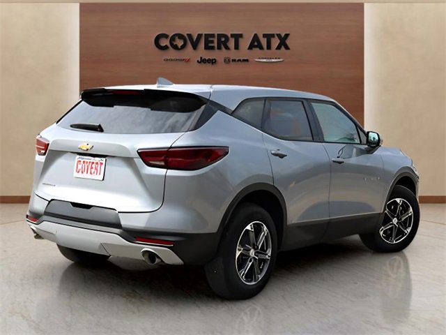 Used 2025 Chevrolet Blazer LT image 5