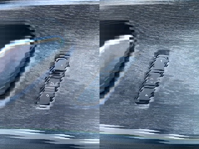 Certified 2025 Jeep Grand Cherokee Limited image 19