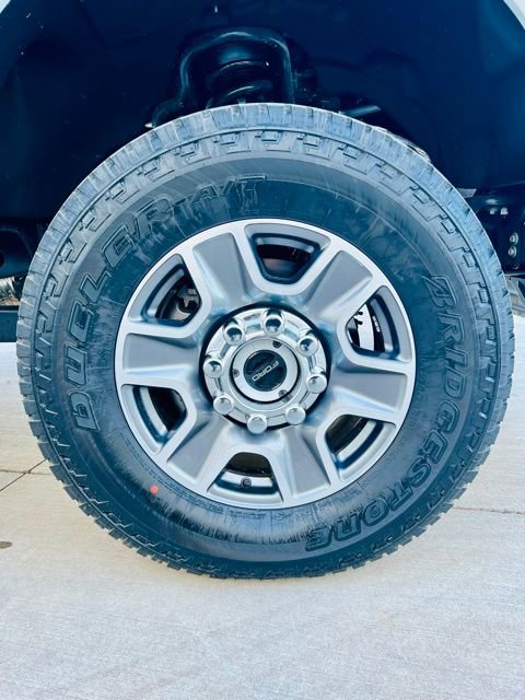 New 2025 Ford F350 Lariat w/ Lariat Ultimate Package image 5