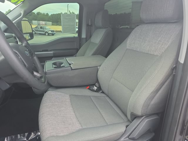 Used 2025 Ford F550 4x4 Regular Cab Super Duty w/ XLT Value Package image 14