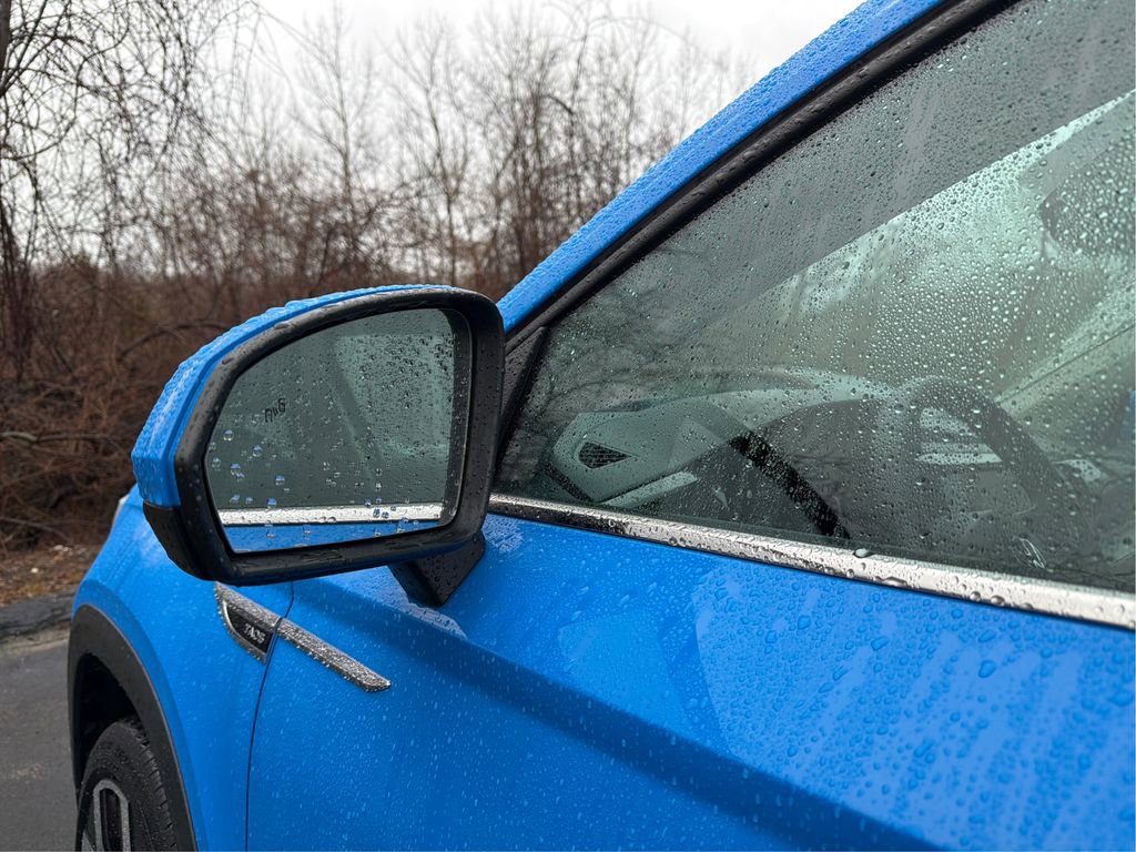 Used 2022 Volkswagen Taos SEL w/ Panoramic Sunroof Package image 26