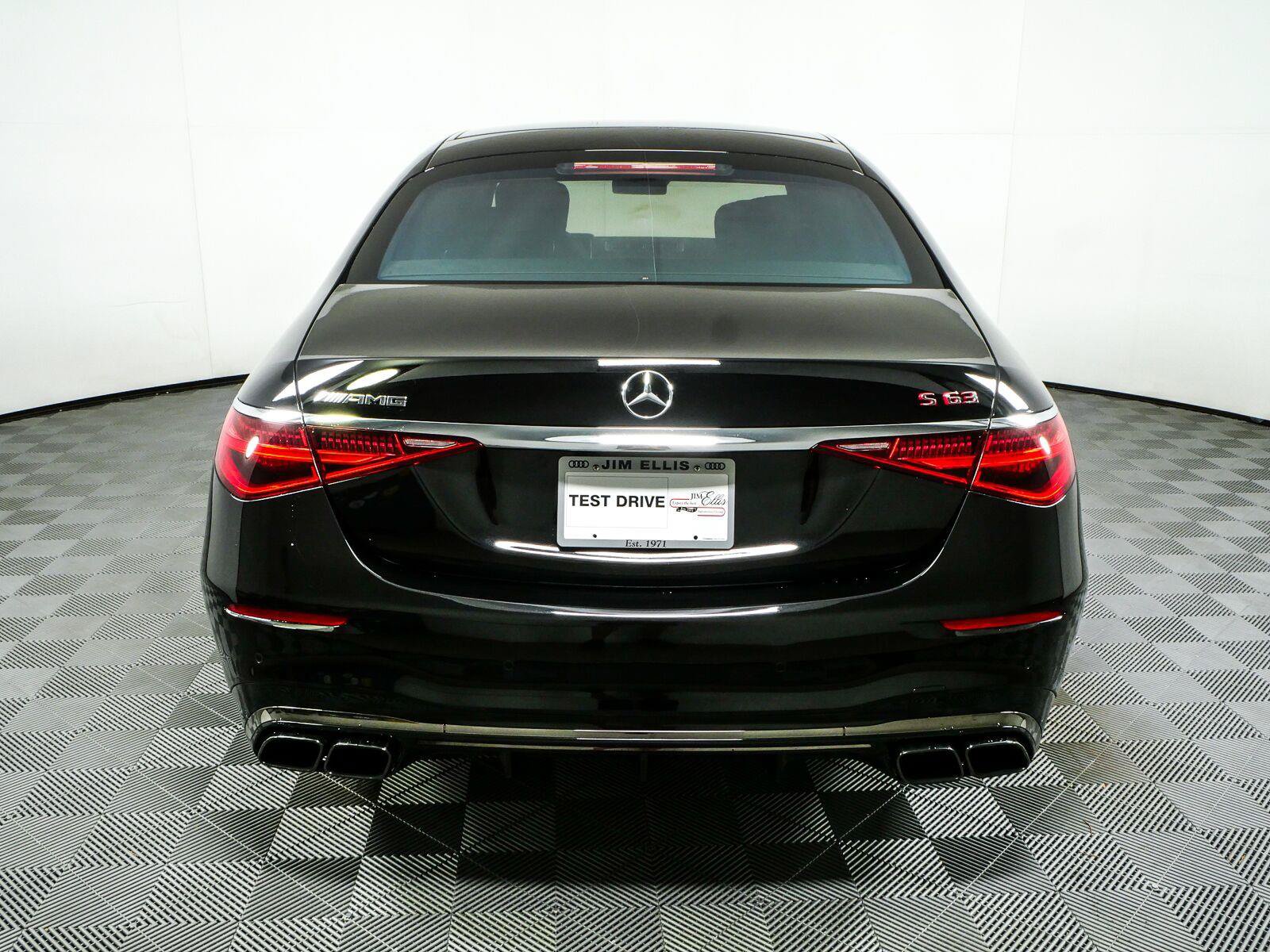 Used 2025 Mercedes-Benz S 63 AMG S image 30