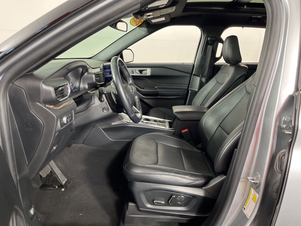 Used 2020 Ford Explorer Limited image 24