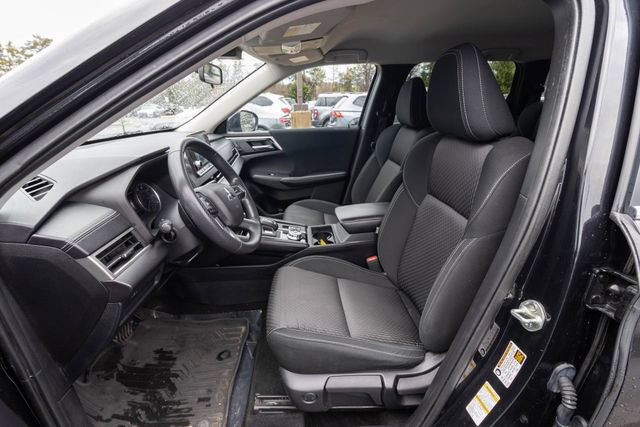Used 2022 Mitsubishi Outlander ES AWD/4WD image 23