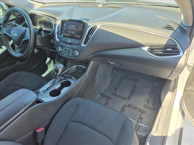 Used 2021 Chevrolet Malibu LT FWD image 28