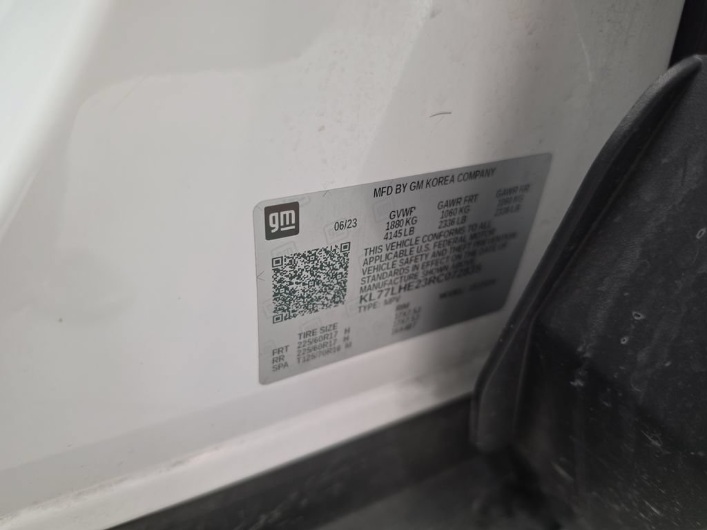 Used 2024 Chevrolet Trax LT w/ Driver Confidence Package FWD image 38