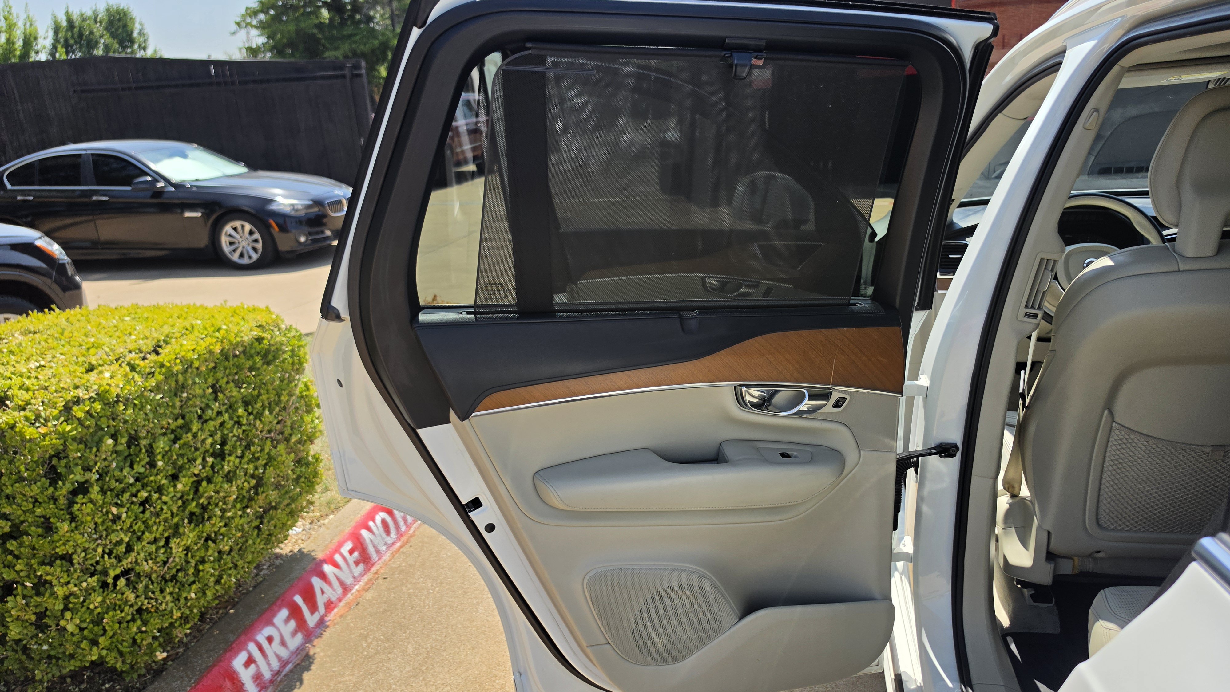 Used 2016 Volvo XC90 T6 Inscription AWD/4WD image 23