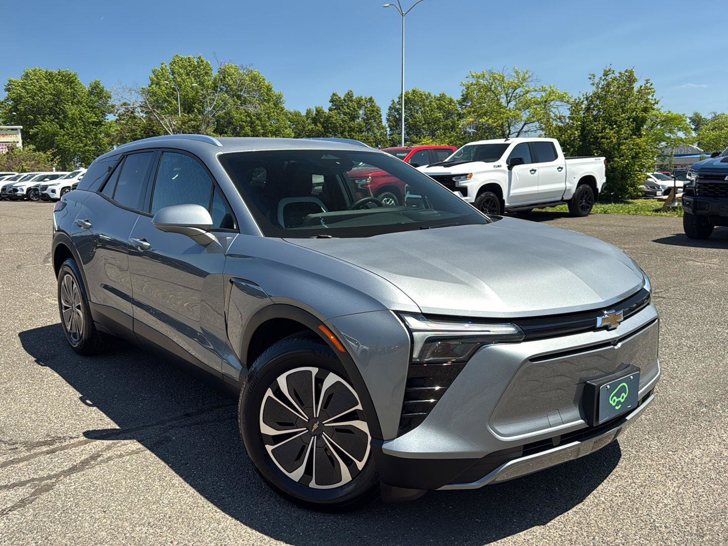 Certified 2025 Chevrolet Blazer EV LT AWD/4WD image 1