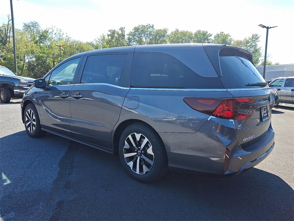 New 2026 Honda Odyssey EX-L image 3