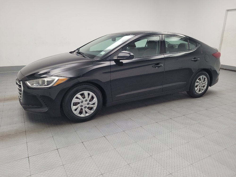Used 2018 Hyundai Elantra SE FWD image 2