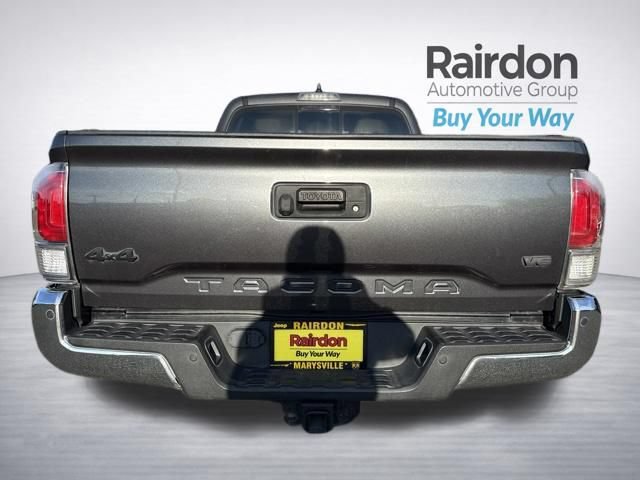 Used 2021 Toyota Tacoma SR5 AWD/4WD image 6