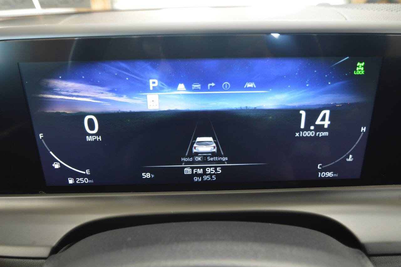 Used 2026 Kia Seltos SX w/ SX Sunroof Package image 34