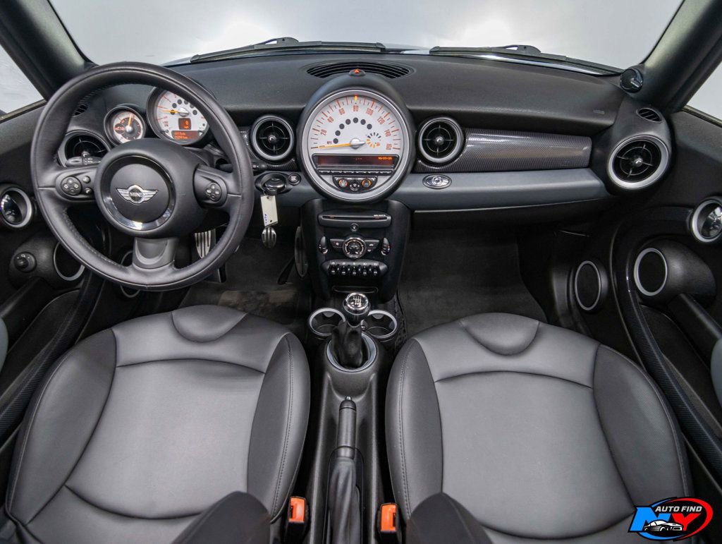 Used 2012 MINI Cooper S image 2