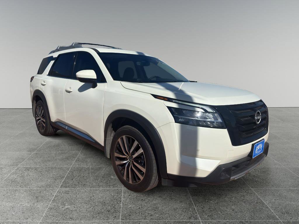 Used 2024 Nissan Pathfinder Platinum