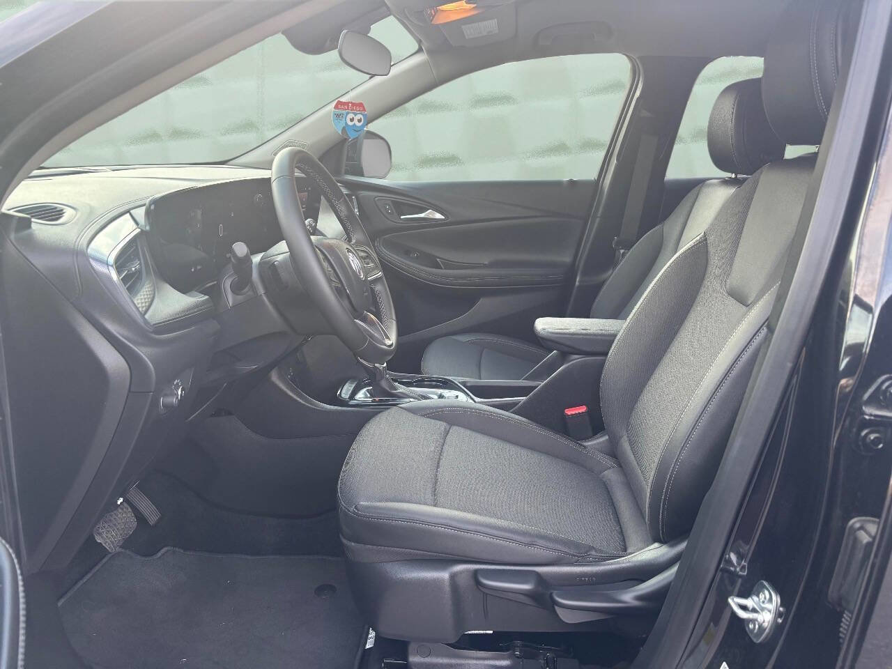 Used 2025 Buick Encore GX Preferred image 10