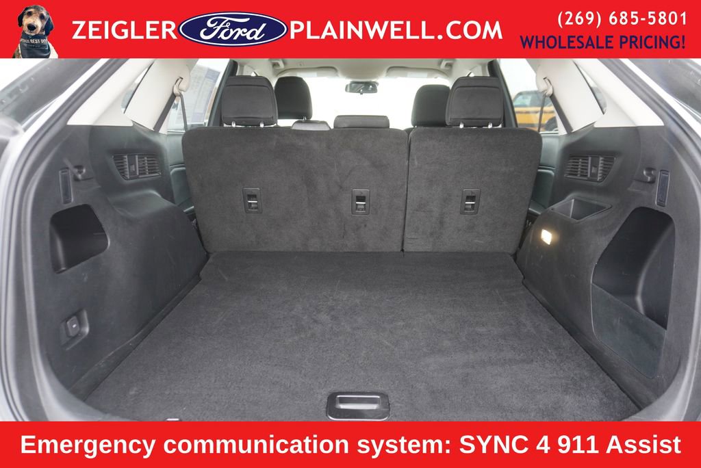 Used 2023 Ford Edge SE image 7