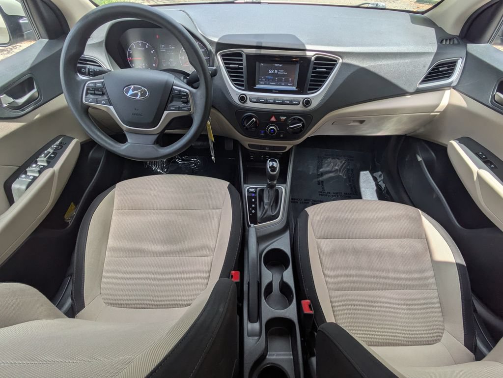Used 2019 Hyundai Accent SE w/ Cargo Package FWD image 14