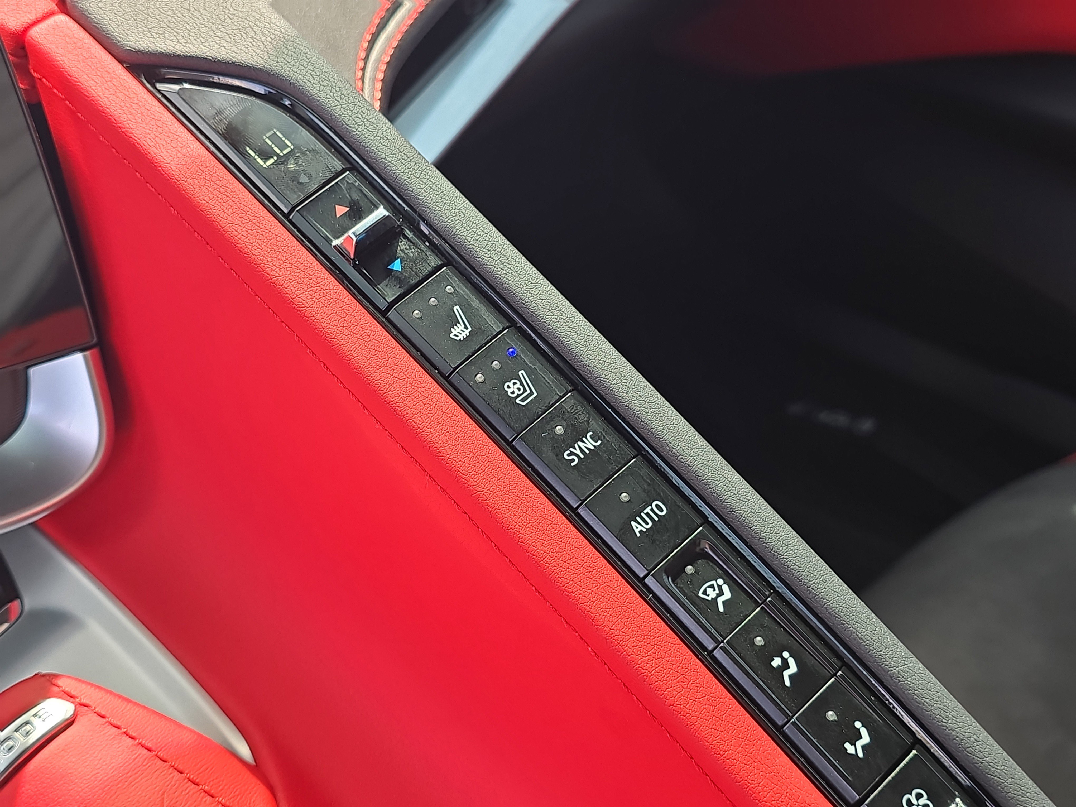 Used 2025 Chevrolet Corvette Z06 image 22