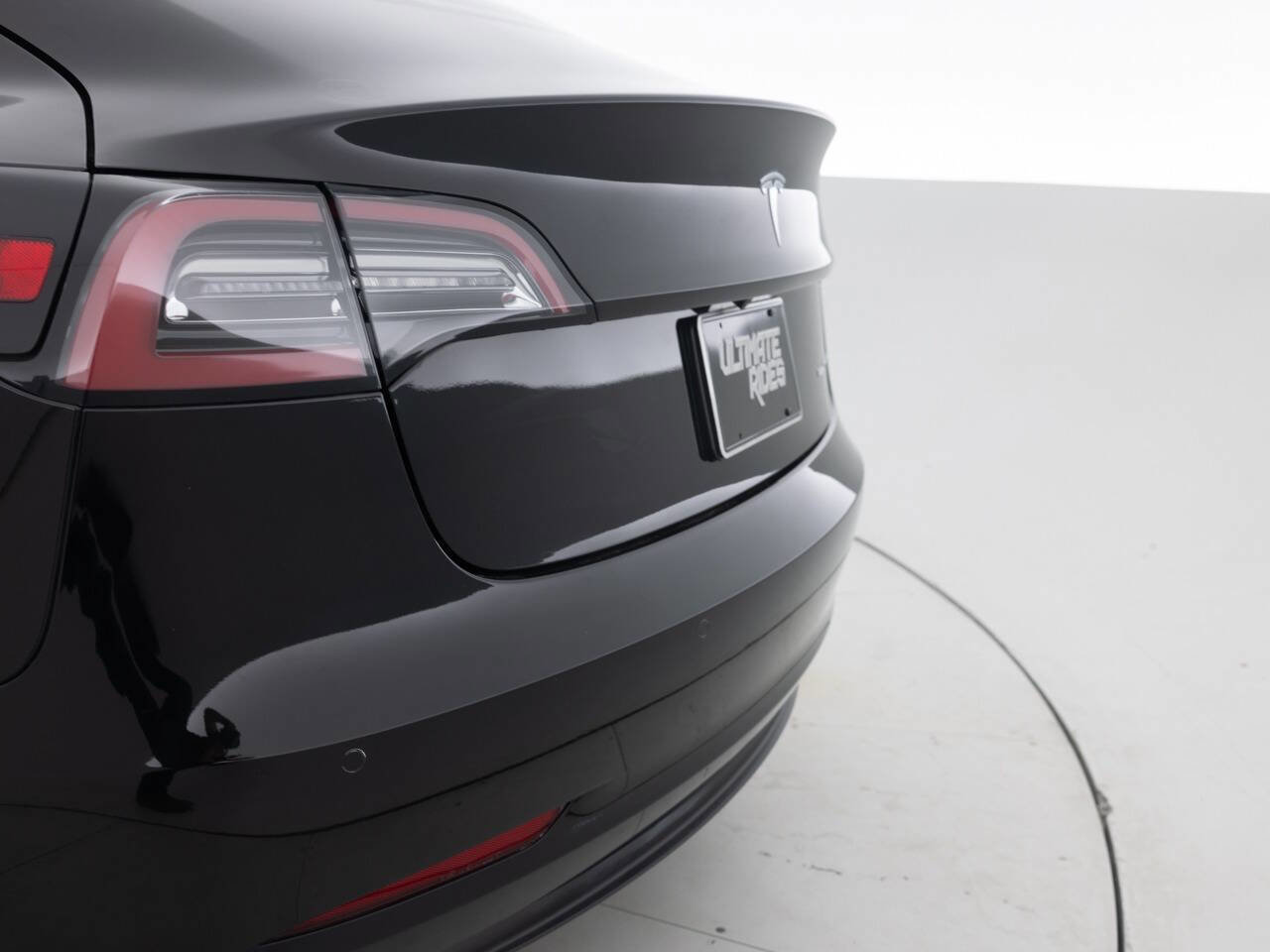 Used 2021 Tesla Model 3 Long Range AWD/4WD image 16