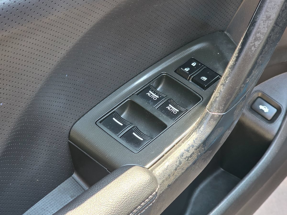 Used 2013 Acura TSX Sedan FWD image 28