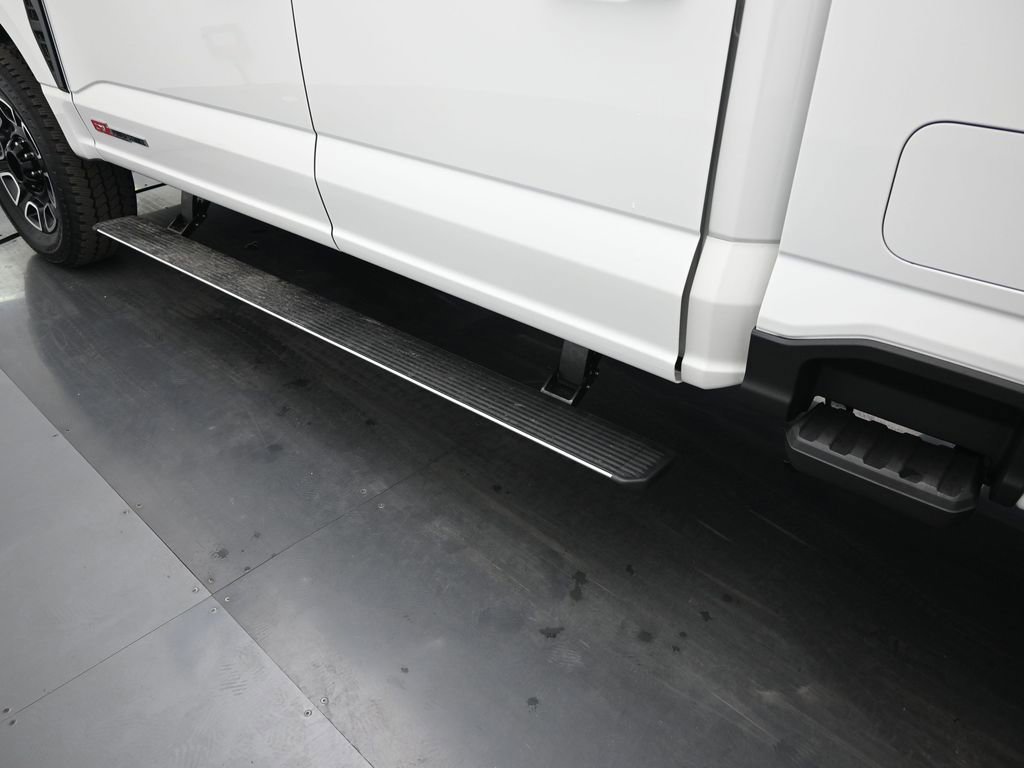 New 2026 Ford F350 Platinum w/ FX4 Off-Road Package AWD/4WD image 19