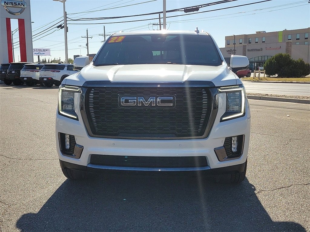 Used 2023 GMC Yukon Denali Ultimate image 3