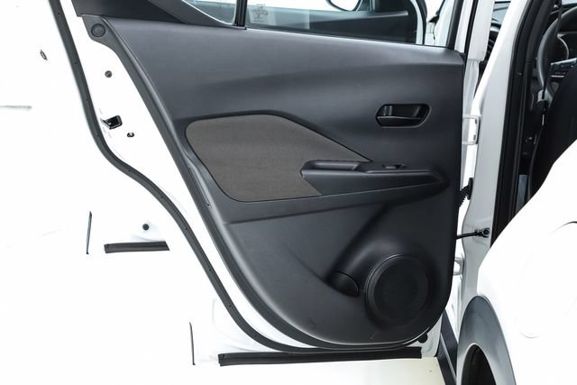 Used 2018 Nissan Kicks S FWD image 20