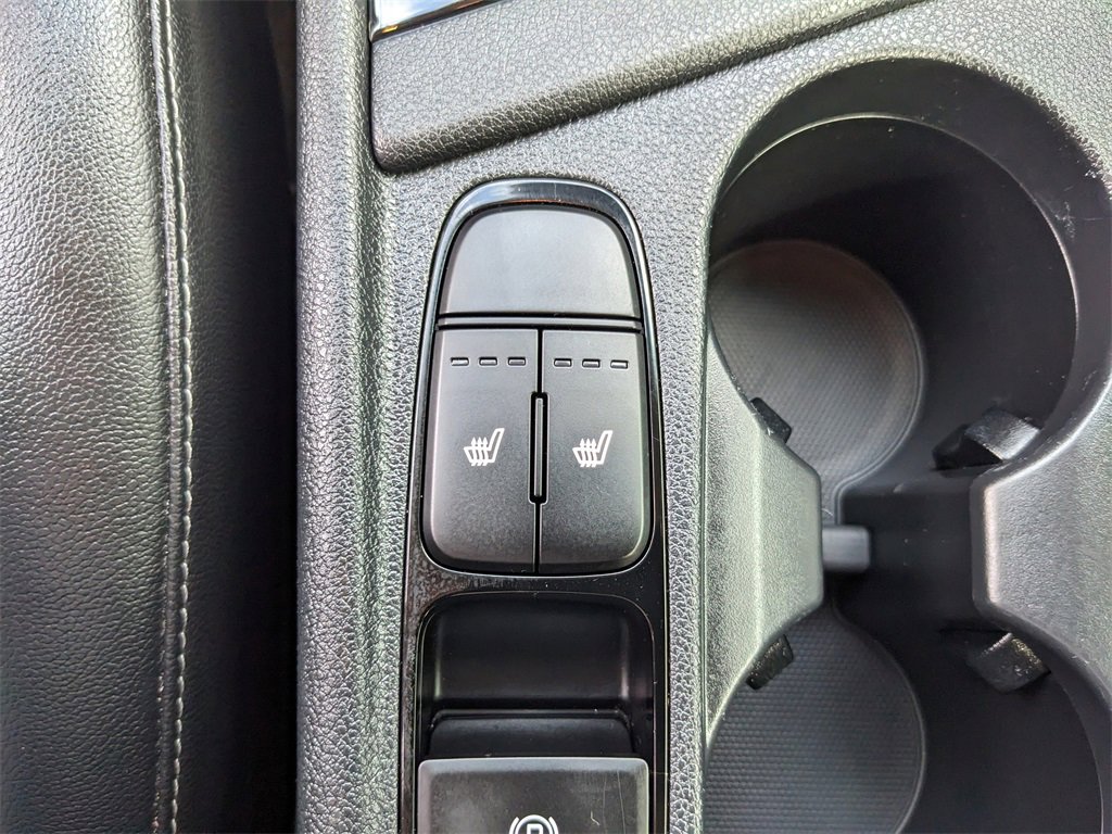 Certified 2022 Kia Niro EX image 28