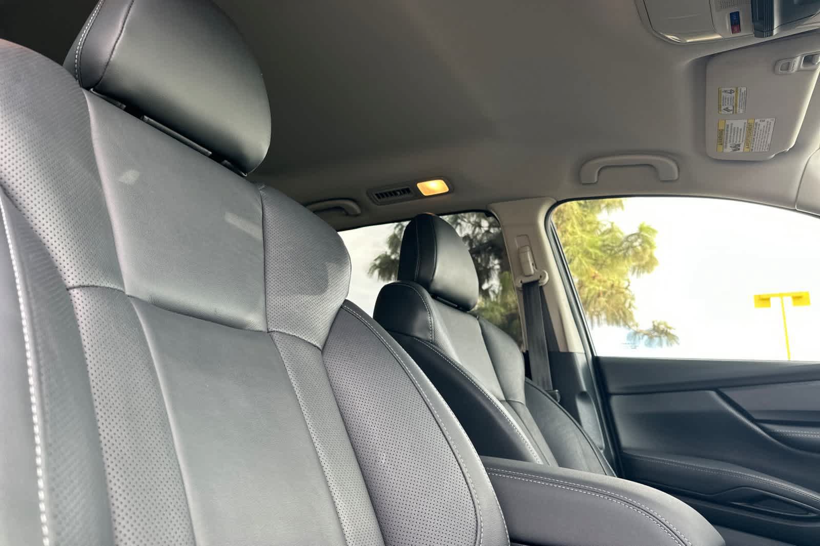Used 2023 Subaru Ascent Limited AWD/4WD image 19