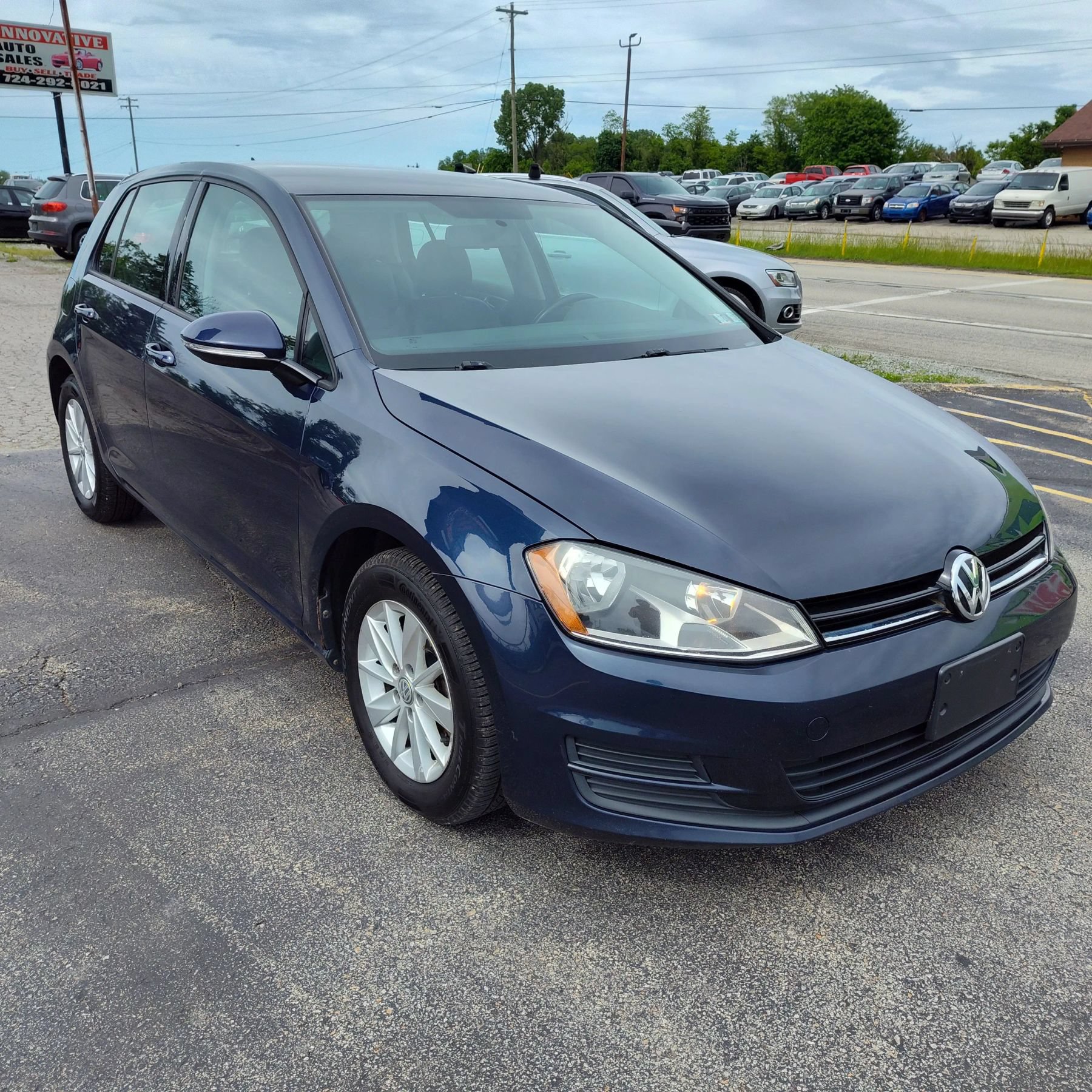 Used 2015 Volkswagen Golf S FWD image 7