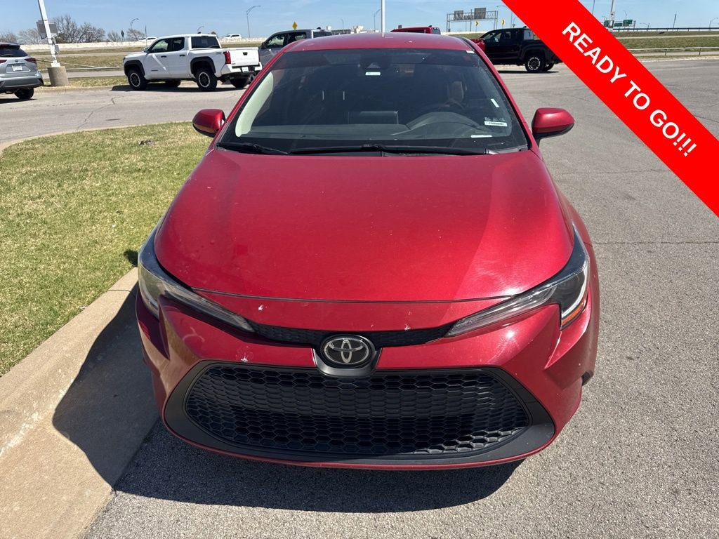 Used 2020 Toyota Corolla LE image 2