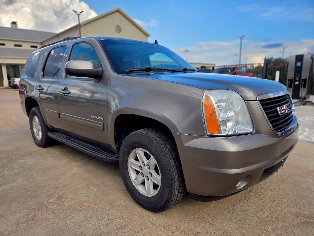 Used 2012 GMC Yukon SLT RWD image 3