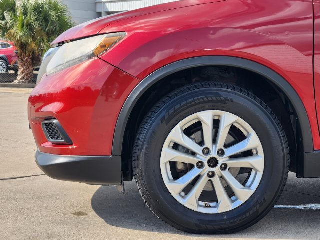 Used 2016 Nissan Rogue SV FWD image 8
