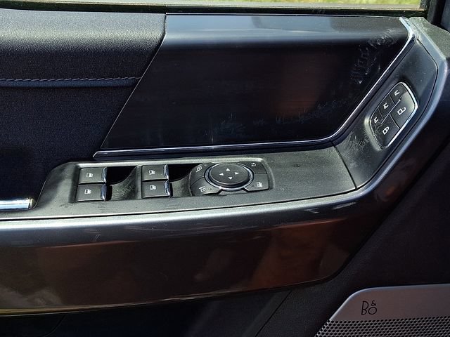 Used 2023 Ford F150 Lariat w/ Equipment Group 502A High AWD/4WD image 22