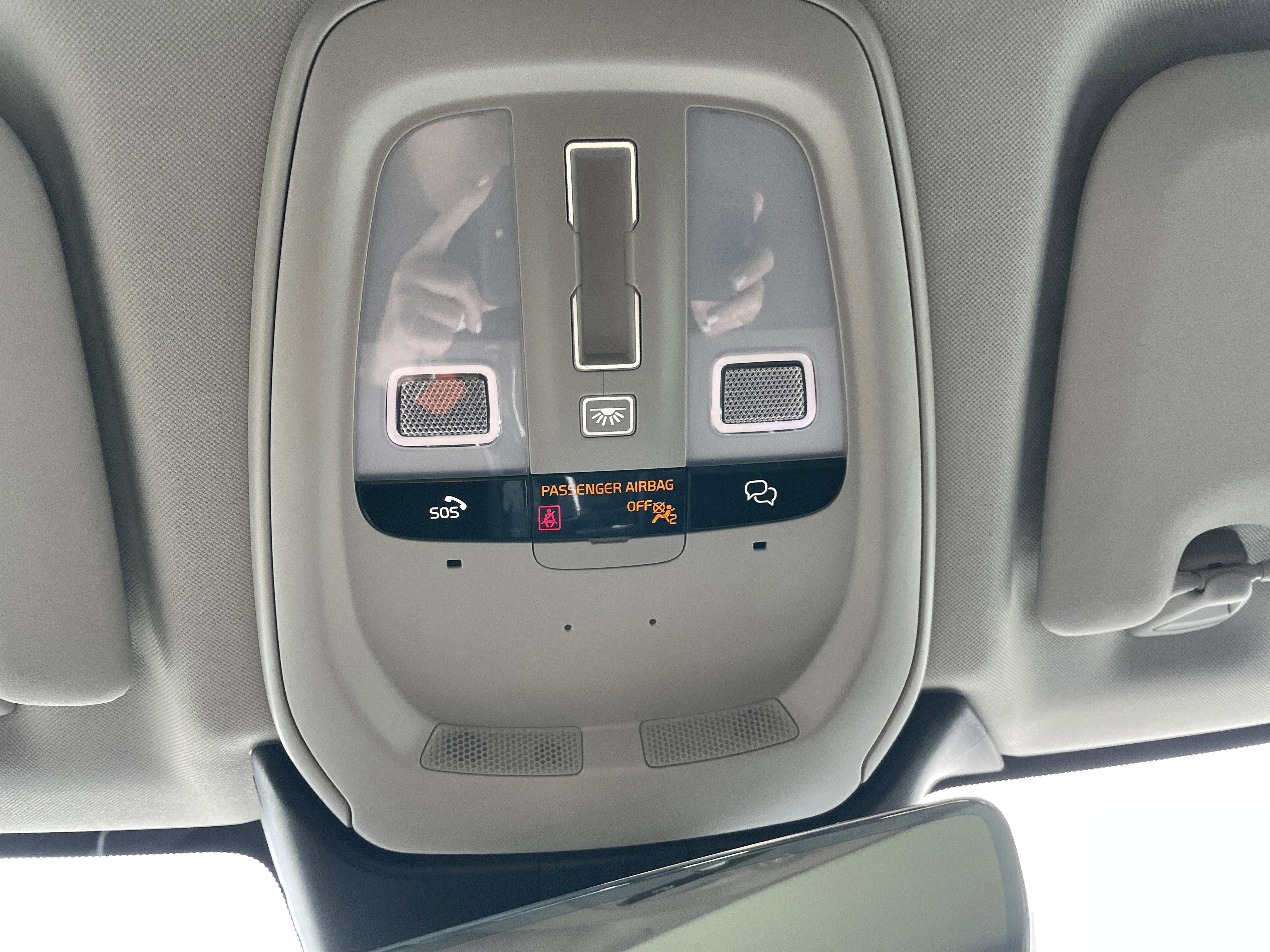 Used 2025 Volvo XC60 B5 Plus image 55