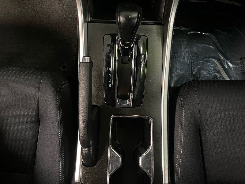 Used 2015 Honda Accord Sport image 21