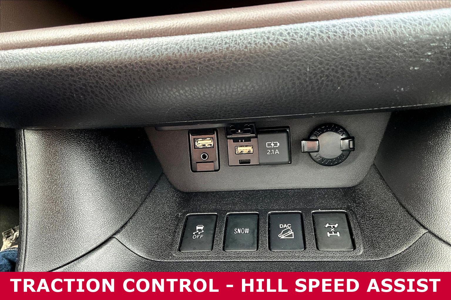 Used 2019 Toyota Highlander XLE image 16