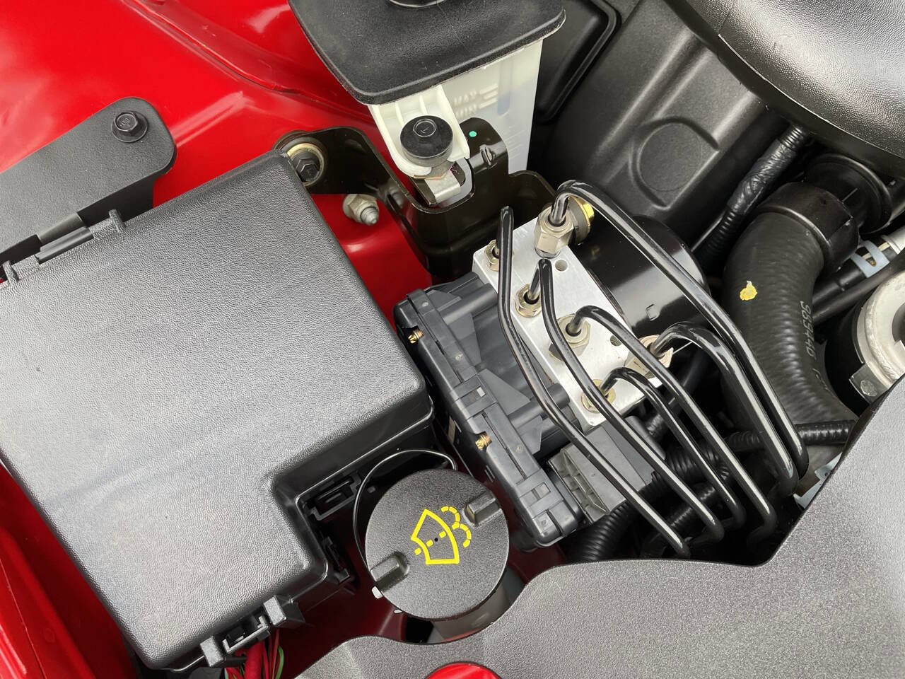 Used 2002 Ford Thunderbird Deluxe image 99