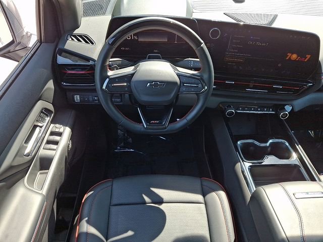 Used 2024 Chevrolet Silverado EV RST AWD/4WD image 13