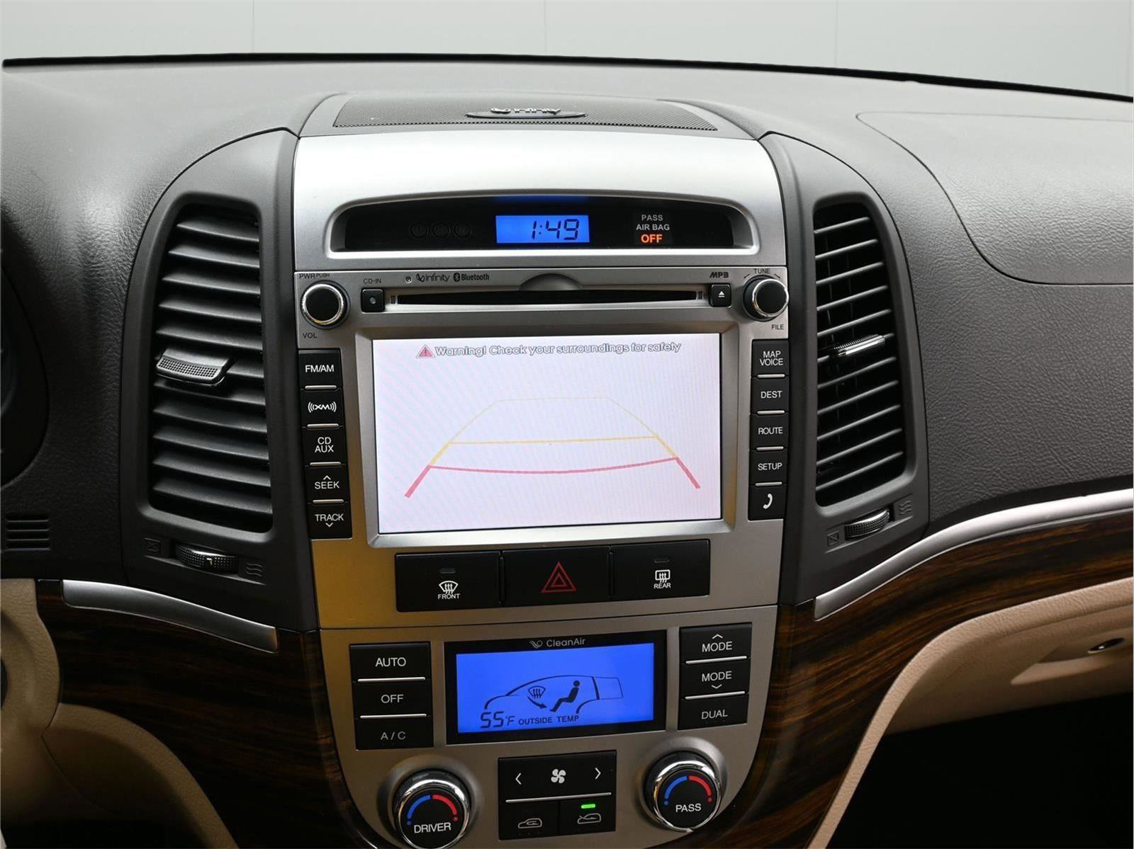 Used 2012 Hyundai Santa Fe Limited w/ Navigation Pkg 4 FWD image 19