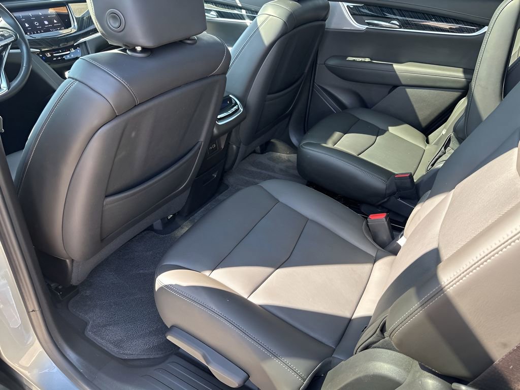 Certified 2023 Cadillac XT6 Premium Luxury w/ Technology Package image 18